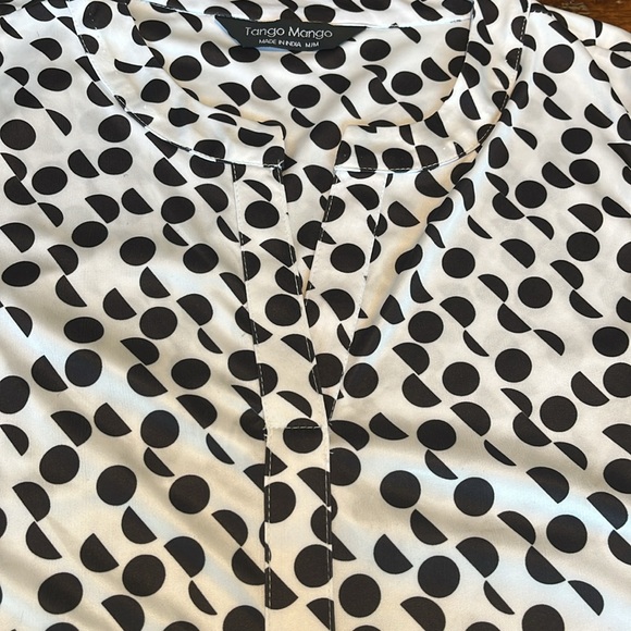 Tango Mango Sleeveless Top -Size M - Picture 4 of 4